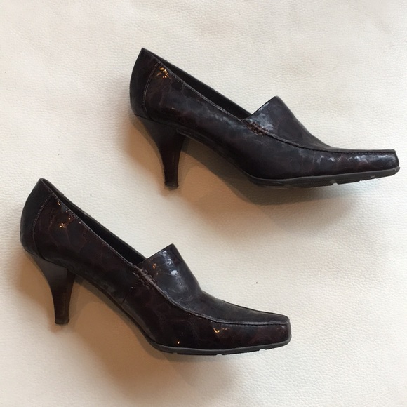 Franco Sarto Chocolate Brown Patent Leather Shoes - Picture 5 of 6